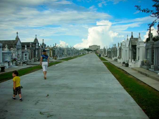 A stroll in the cemetery, New Orleans style
